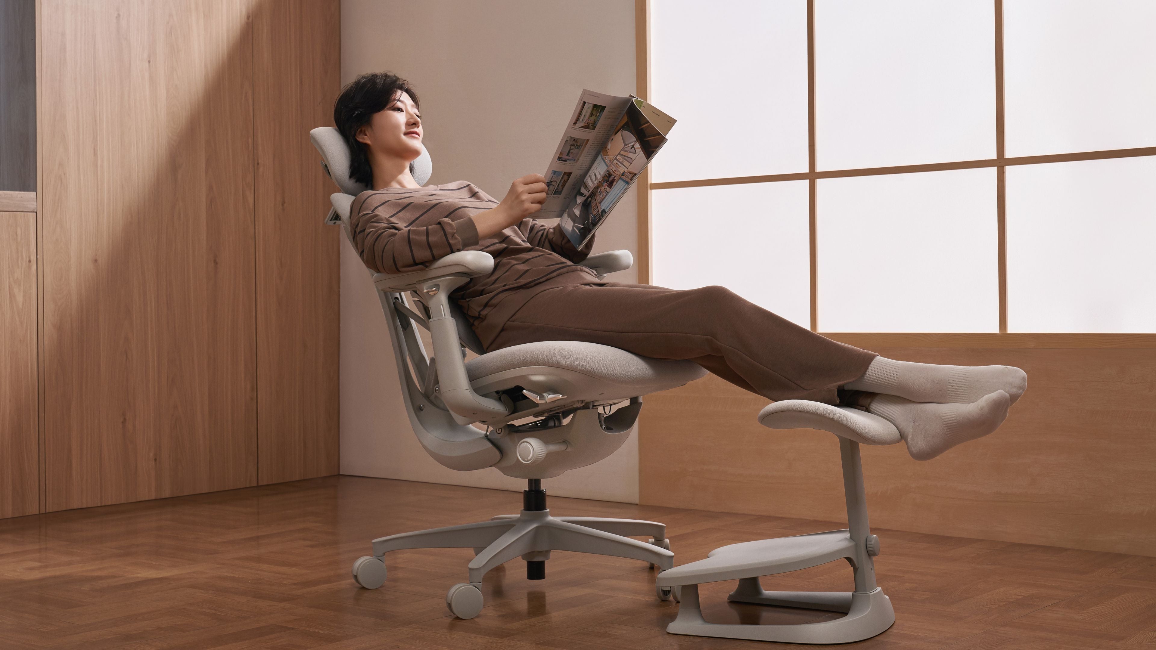 LiberNovo Omni – a dynamic ergonomic chair for back pain and long